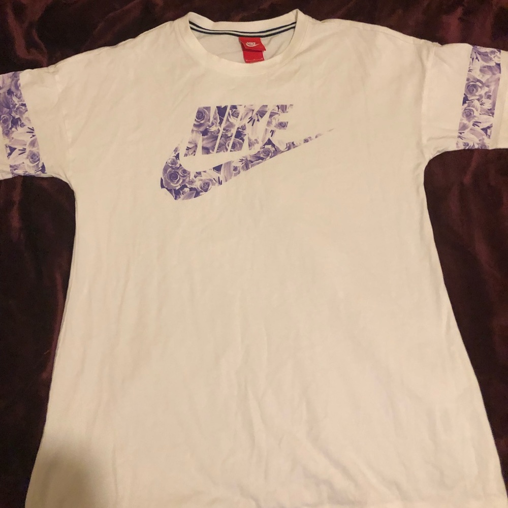 Nike t shirt
